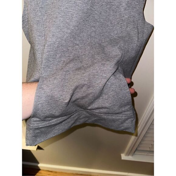 Lululemon women’s Blissed Out Sleeveless Hoodie
Heathered Medium Grey Size 6 - Picture 4 of 7
